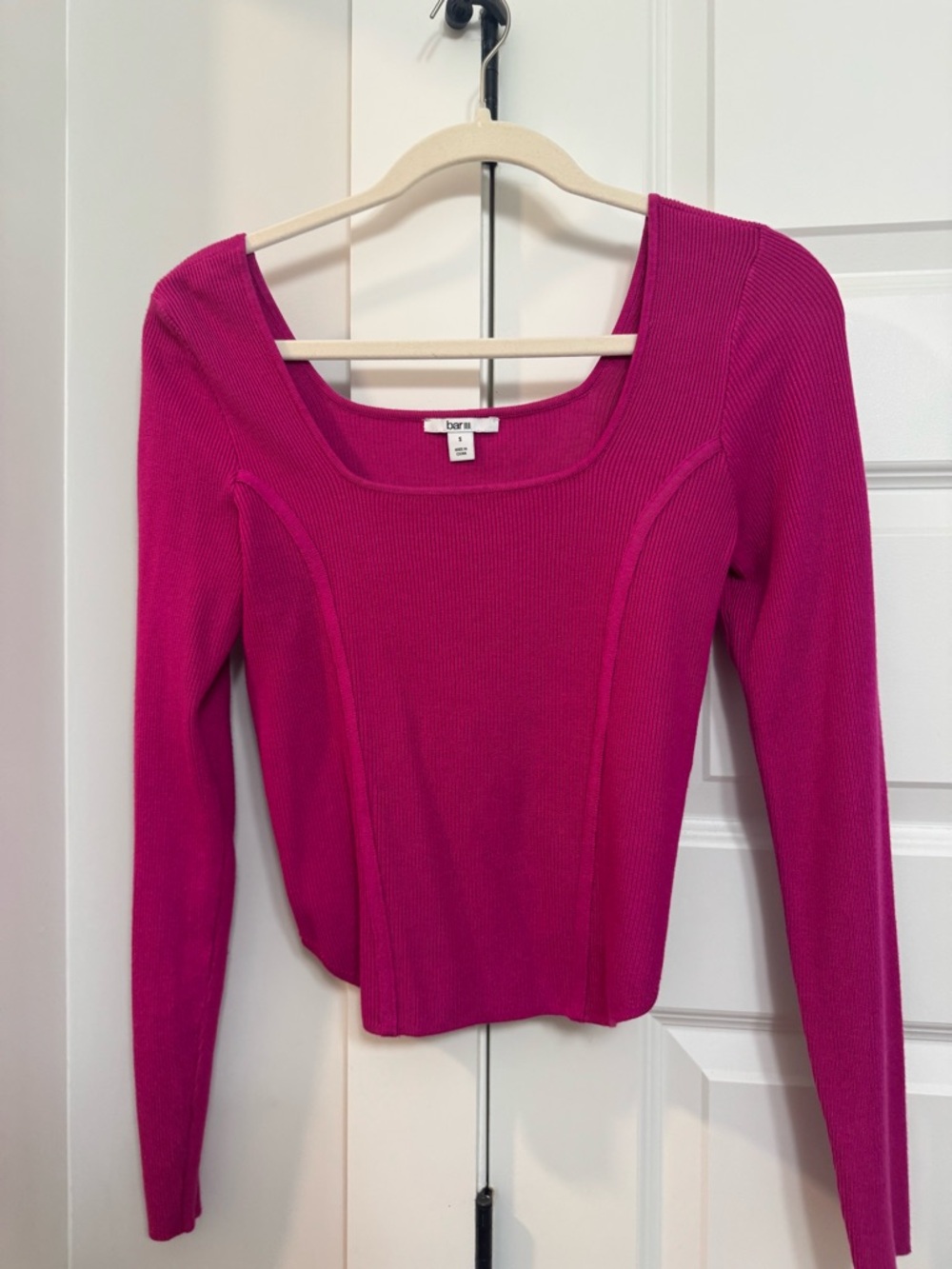 Bar III Magenta Ribbed Long-Sleeve Scoop Neck Top